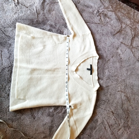White House black market wool blend cream Knit Sweater size S - Picture 6 of 10